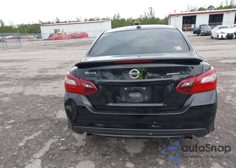 2018 Nissan Altima 2.5 Sr z USA, uszkodzony, nr VIN 1N4AL3AP5JC198654